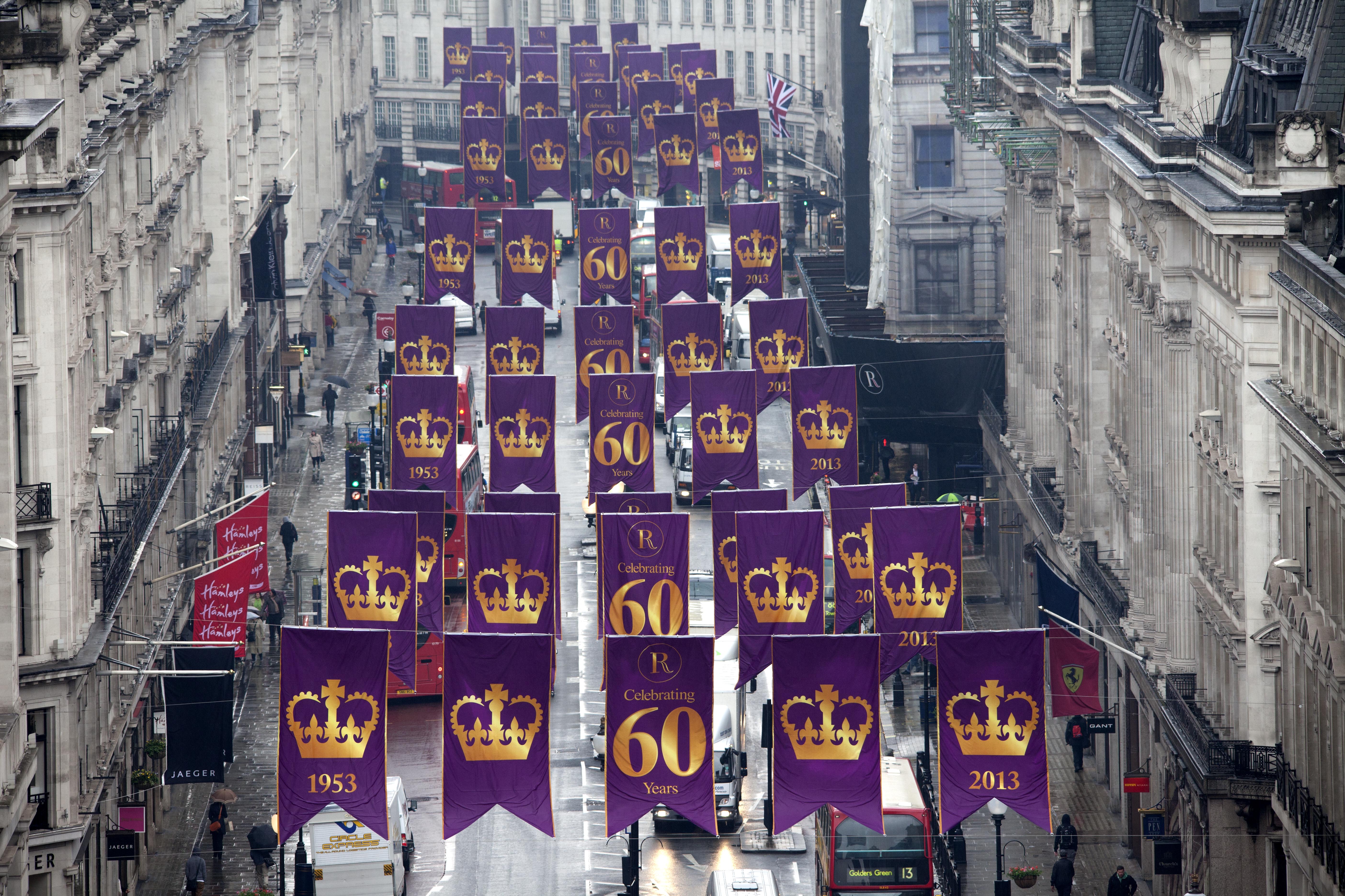The Queen turns Regent Street purple and gold