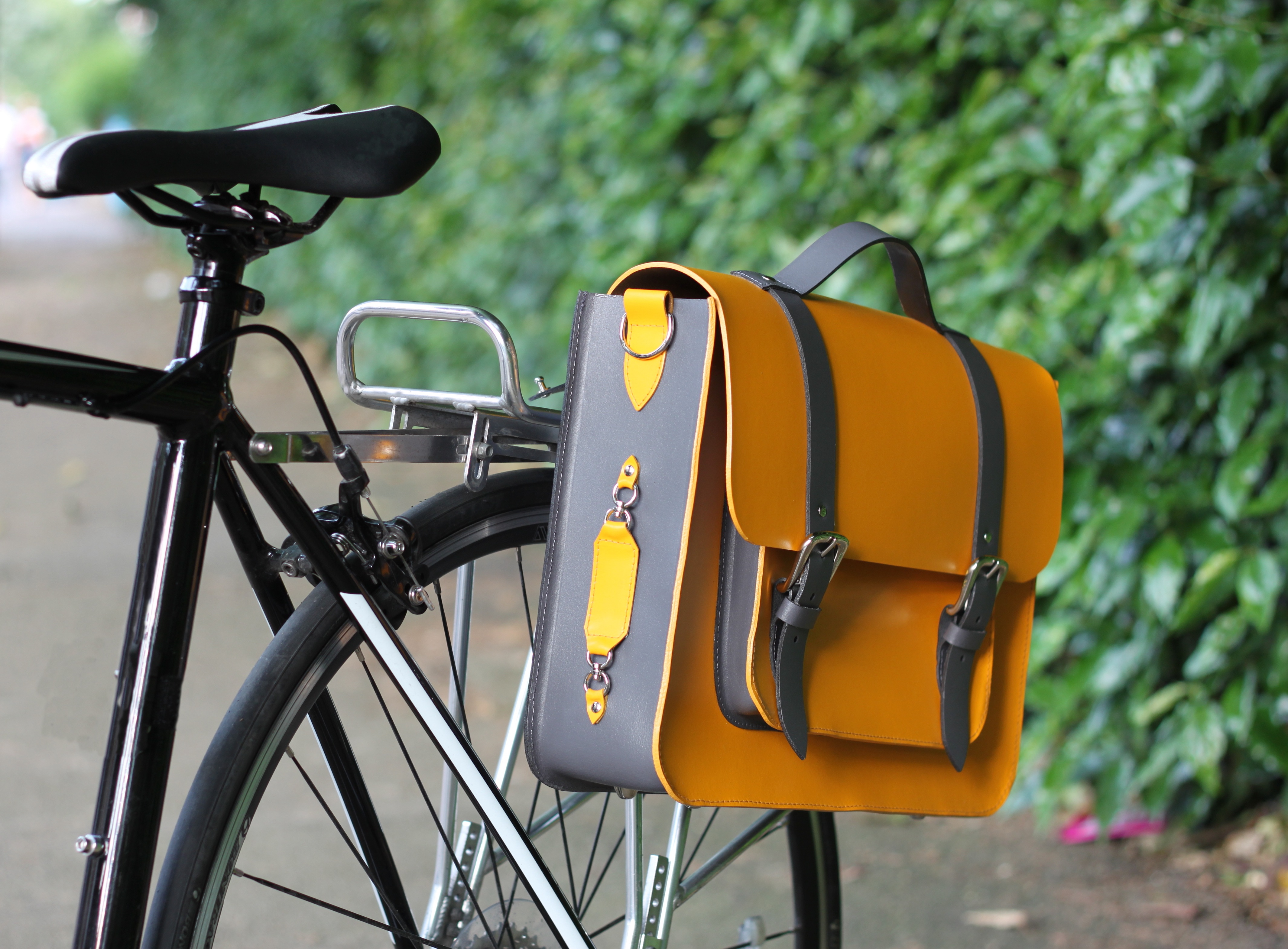 The Bradley satchel for cycling from Hill and Ellis