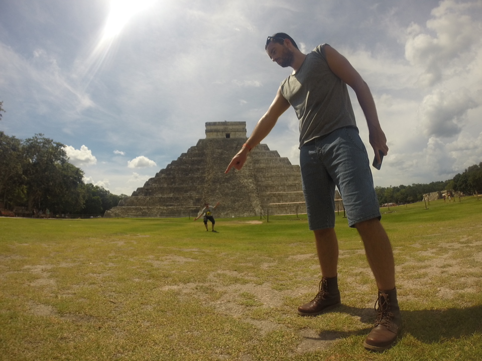 Day trip to Mayan Temple Chichen Itza in Mexico