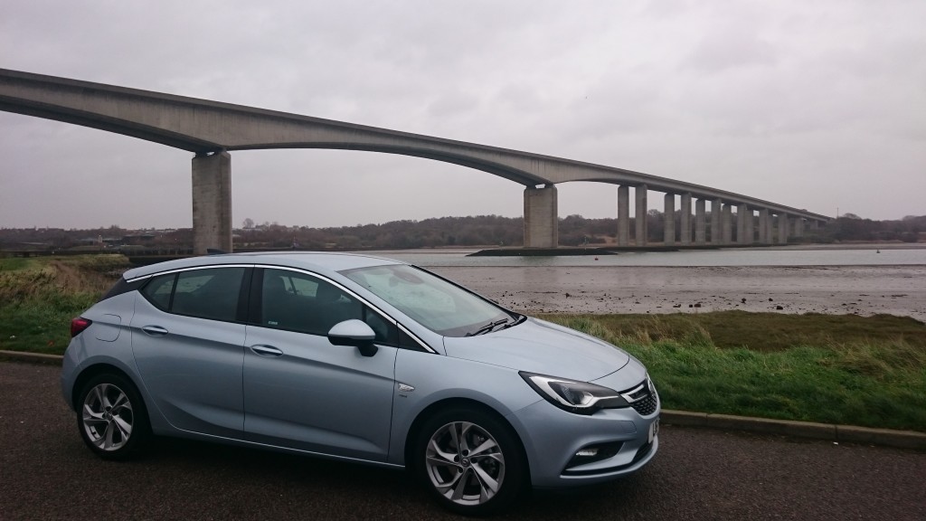 Maketh-the-man-Vauxhall-New-Astra-Exterior-Orwell-Bridge