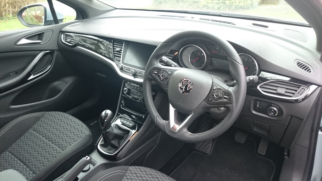 Maketh-the-man-Vauxhall-New-Astra-Interior