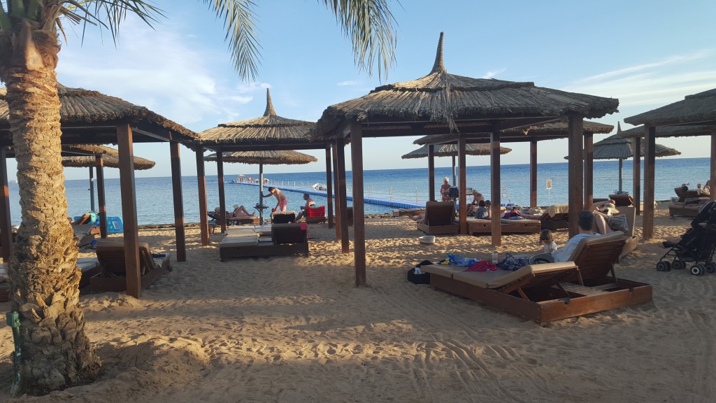 Egypt_Sharm_El_Sheikh_November_2015_Beach_View