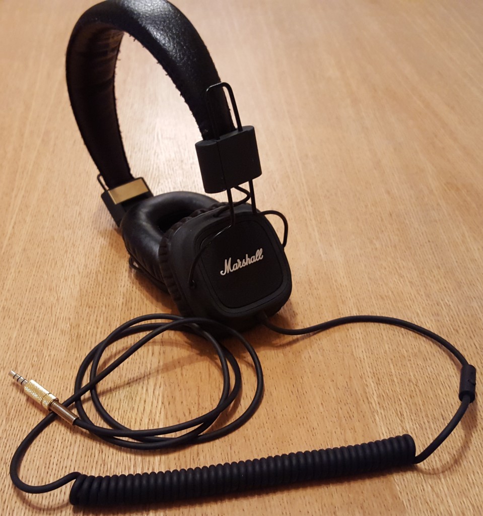 02_ Marshall_Major_Headphones