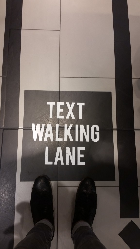 Text walking lane