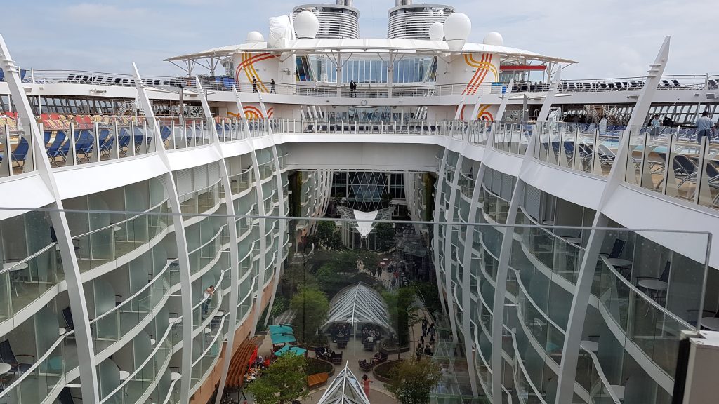 Royal Caribbean Harmony of the Seas park