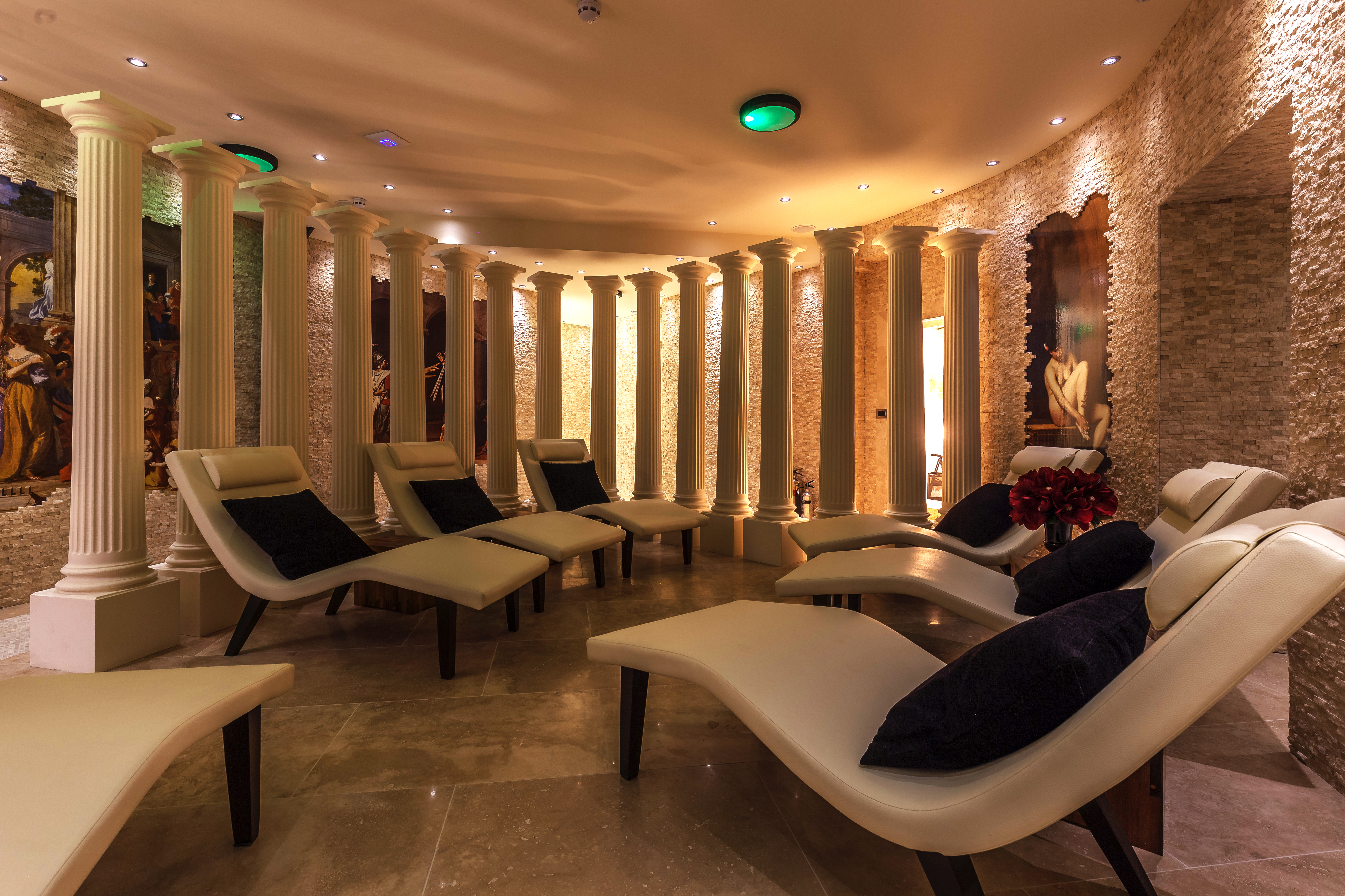 Escape the city with Thai Square Spa