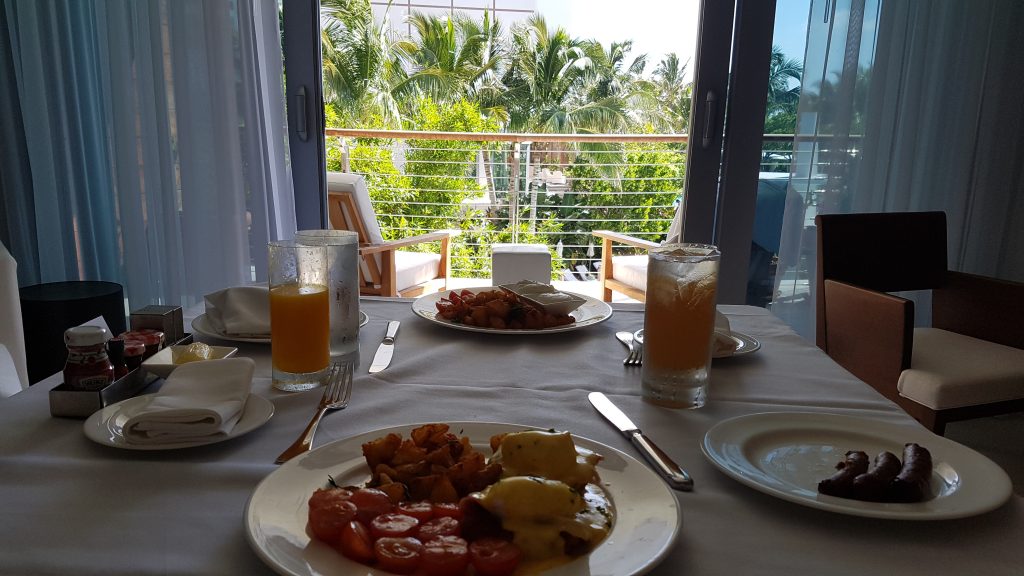 Miami Beach Edition Hotel breakfast