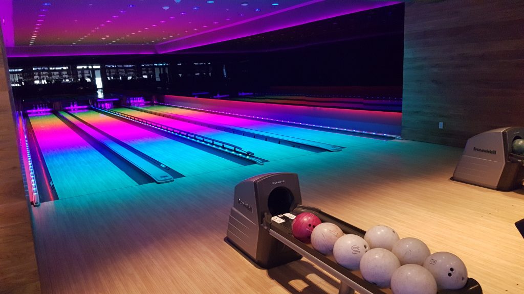 Miami Beach Edition Hotel bowling