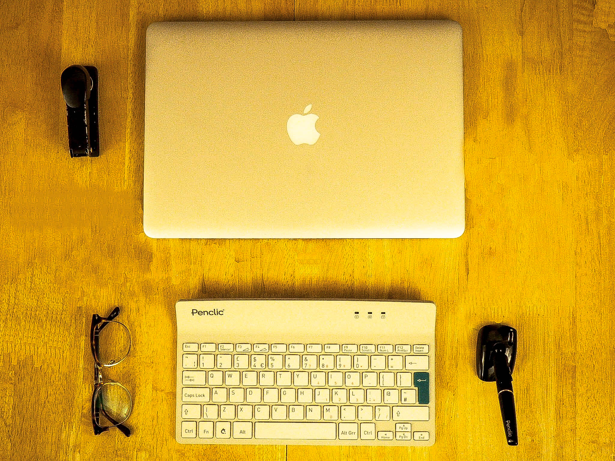 Desktop Comfort with the Penclic C2 Mini Keyboard