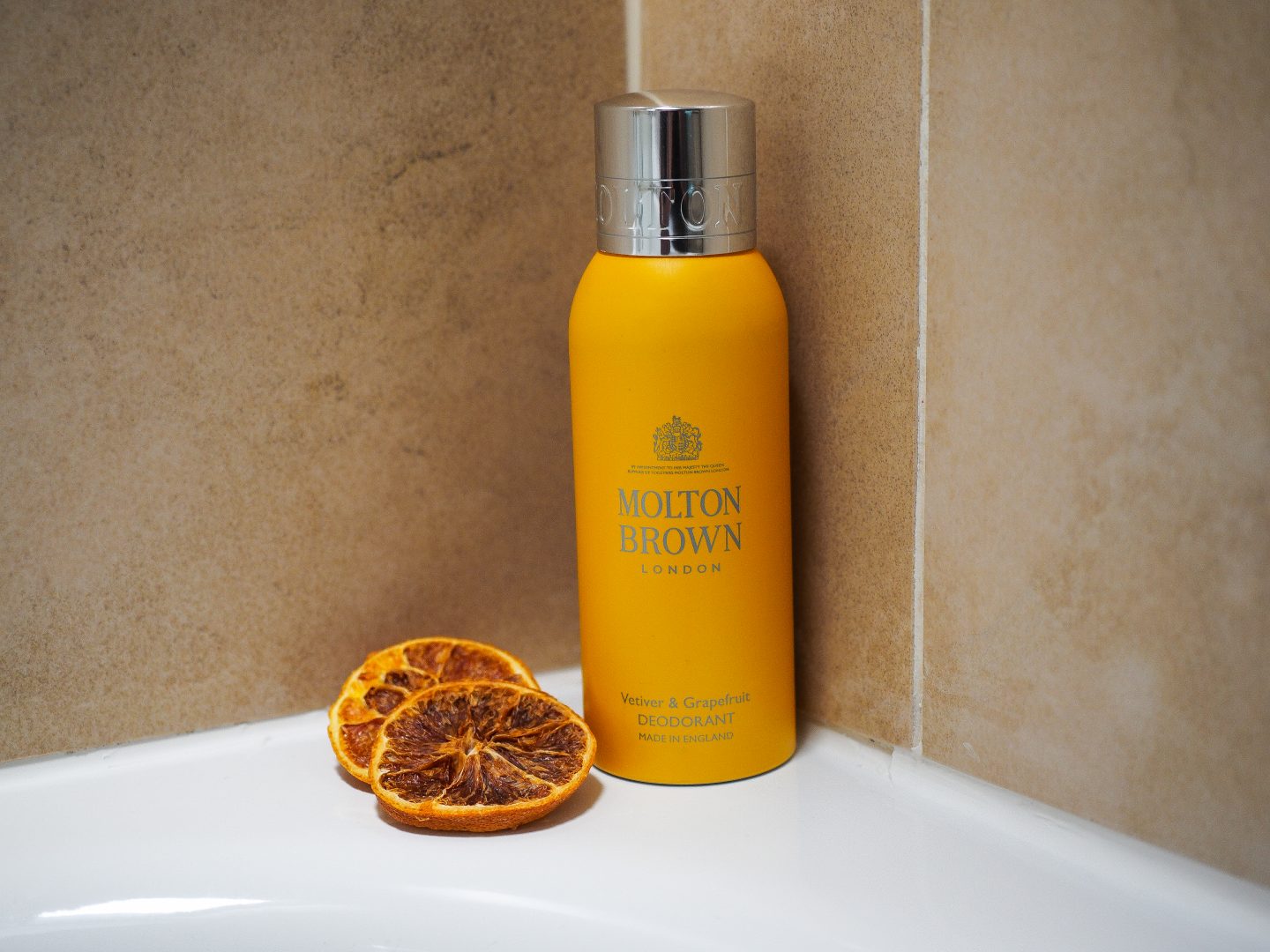 Immersing into Vetiver & grapefruit from Molton Brown MakethTheMan