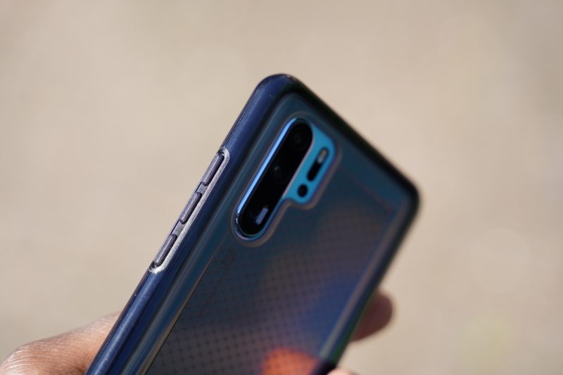 Tech21-p30_Case_back