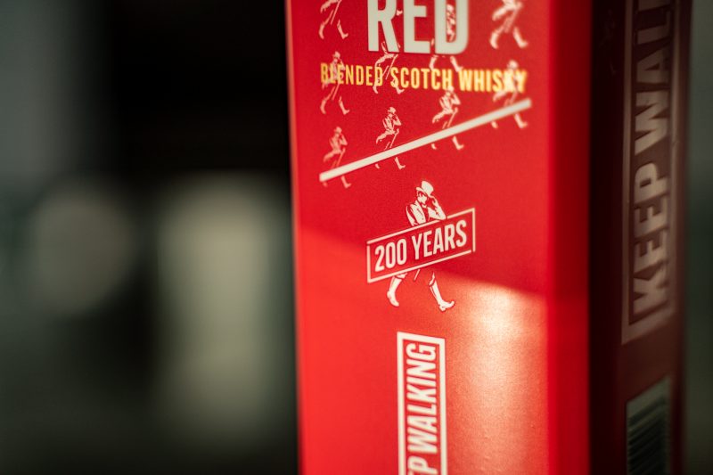 Maketh_the_man-Anton_Welcome-Johnnie_Walker-red_label-200