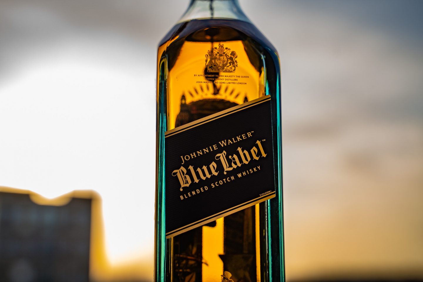 Maketh_the_Man-Anton_Welcome-Johnnie_Walker-Blue_Label_200