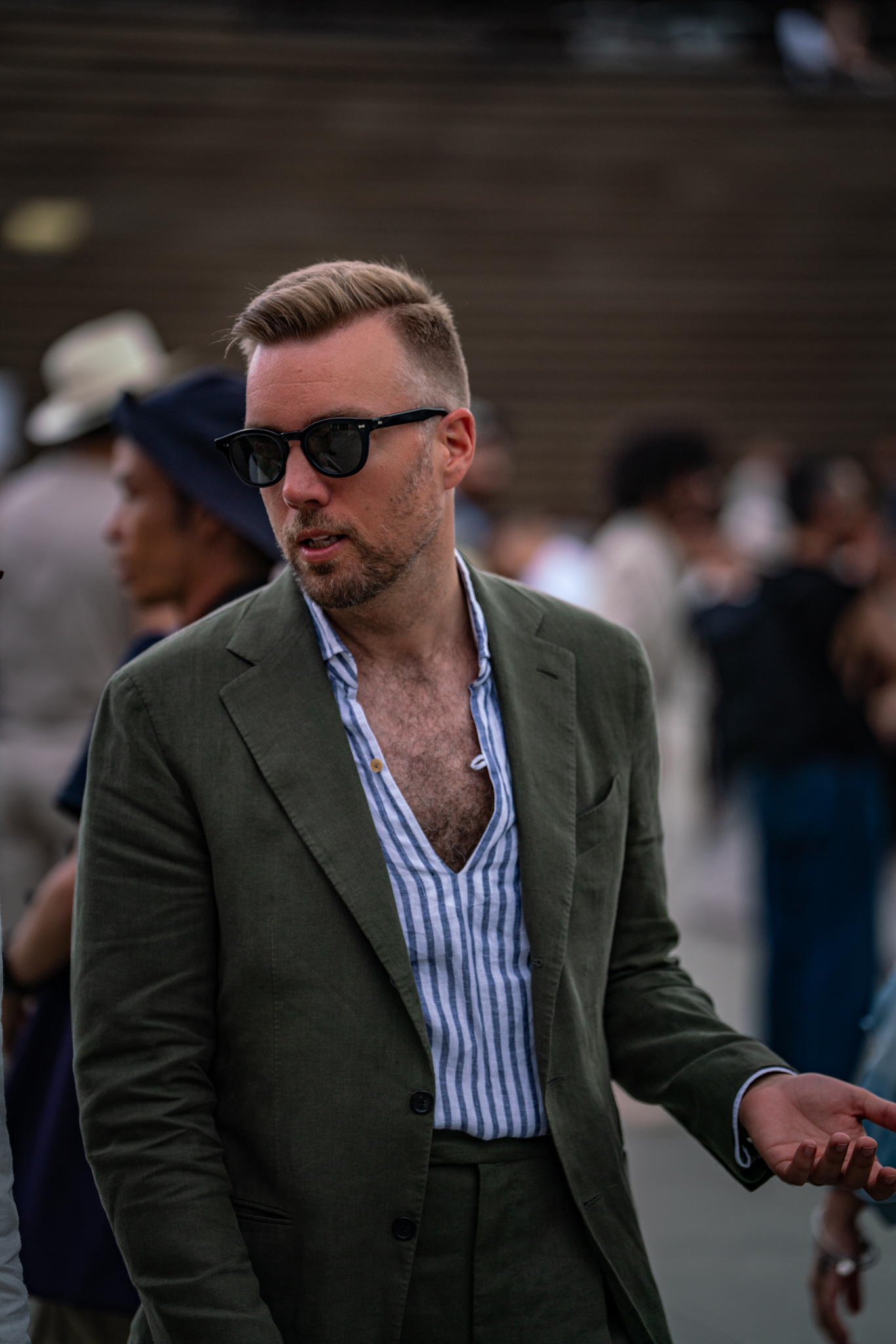 Pitti Uomo 104 - man in green suit