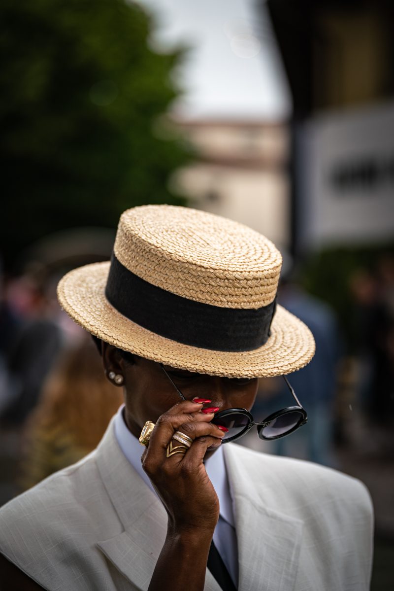 woman with light straw hat