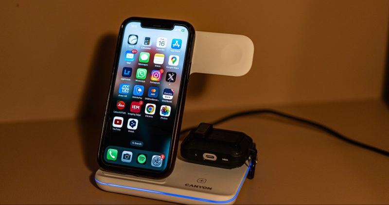 Canyon 3 in 1 Charging Station – Hands on